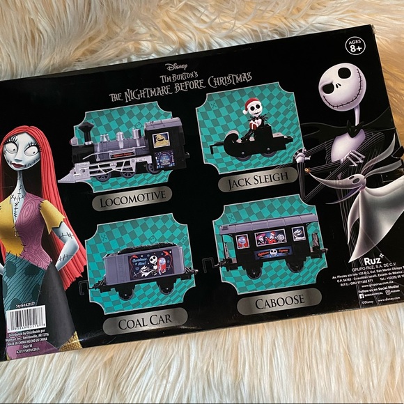 Nightmare before Christmas 12 pc train set - Picture 4 of 5